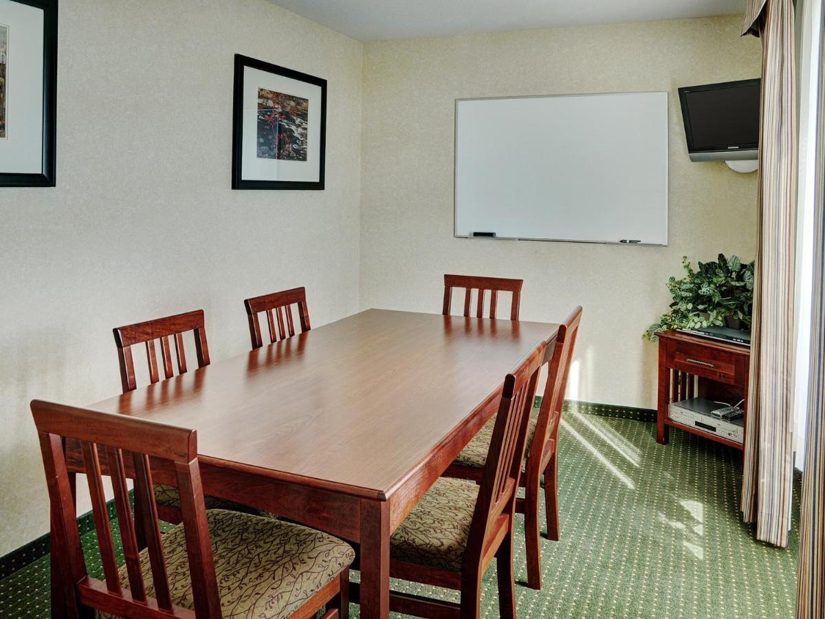 Lakeview Inns & Suites - Slave Lake Dış mekan fotoğraf